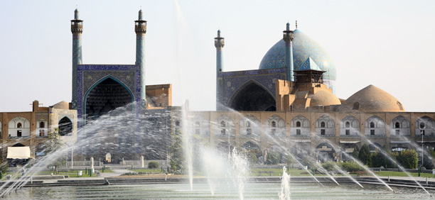 イスファハン旅行 ツアー イラン 海外旅行のstw