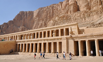 エジプト観光の写真 ハトシェプスト女王葬祭殿