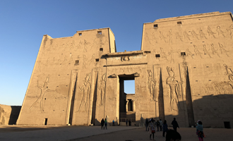 エジプトの写真 ホルス神殿