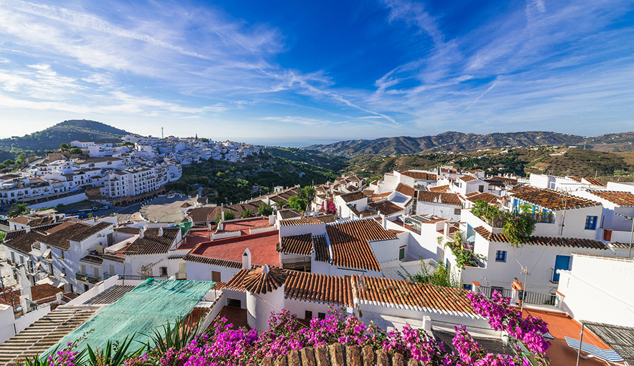 フリヒリアナ：スペインで最も美しい村の一つ