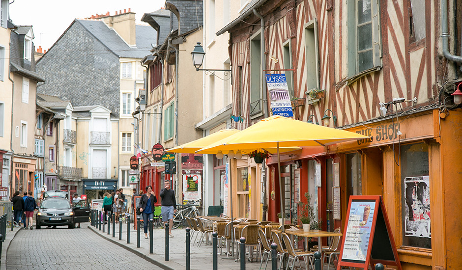 ブルターニュの中心都市レンヌの魅力 フランスの海外旅行 ツアー 海外旅行のstw
