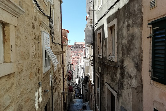 ドブロヴニクで城壁散策に行く