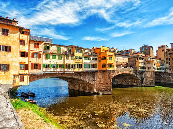 フィレンツェの見どころヴェッキオ橋