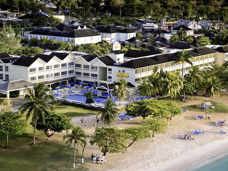 ルームスオンザビーチホテルイメージ