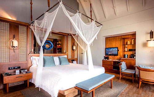 Centara Grand Island Resort & Spa Maldives プレミア水上ヴィラ(Premier Overwater Villa)