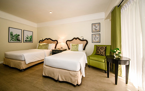 DELUXE WITH BALCONY
