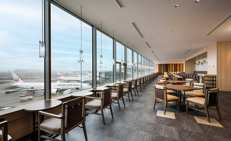 羽田空港国際線 サクララウンジ