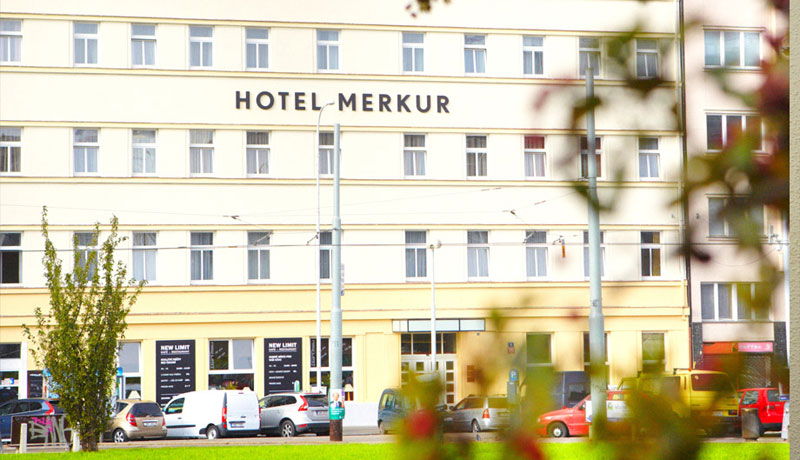 ホテル メルクール