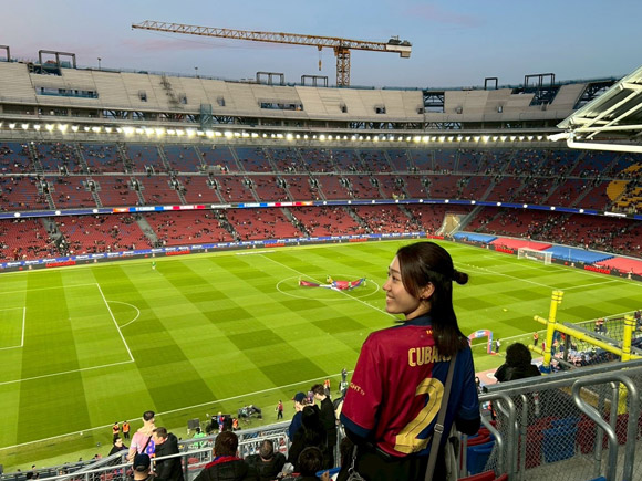 サッカー観戦 イメージ1