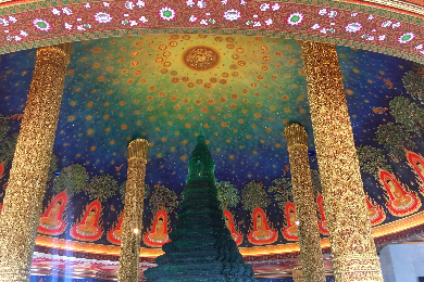 【日本語ガイド】【半日】エアコン車移動！
バンコク市内観光　バンコク3大寺院＋インスタ映えで有名ワットパクナムツアー