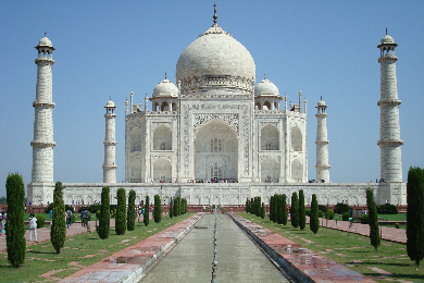 【日本語ガイド】プライベートツアー♪デリー発アグラ（タージマハル）＆バラナシ＆ガンジス朝日鑑賞　復路飛行機利用　2泊3日観光