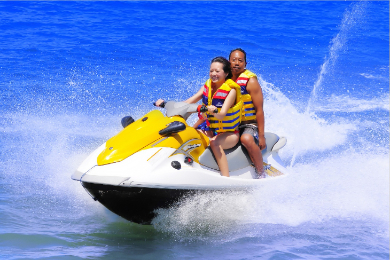 【マリンスポーツ】
お得なマリンスポーツパッケージ！