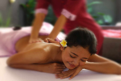 自分へのご褒美　　　
マッサージ＆スパ　BALI ORCHID SPA   バリオーキッドスパ 