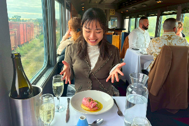 べラリン半島　ダイニング列車での５コースランチ
 ～Qトレイン～