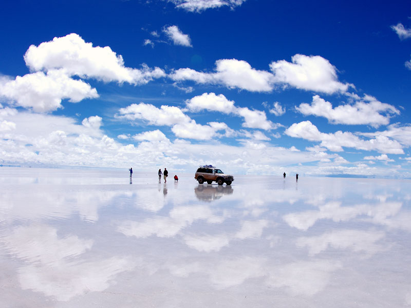 世界中の旅人が憧れてやまない『ウユニ塩湖』